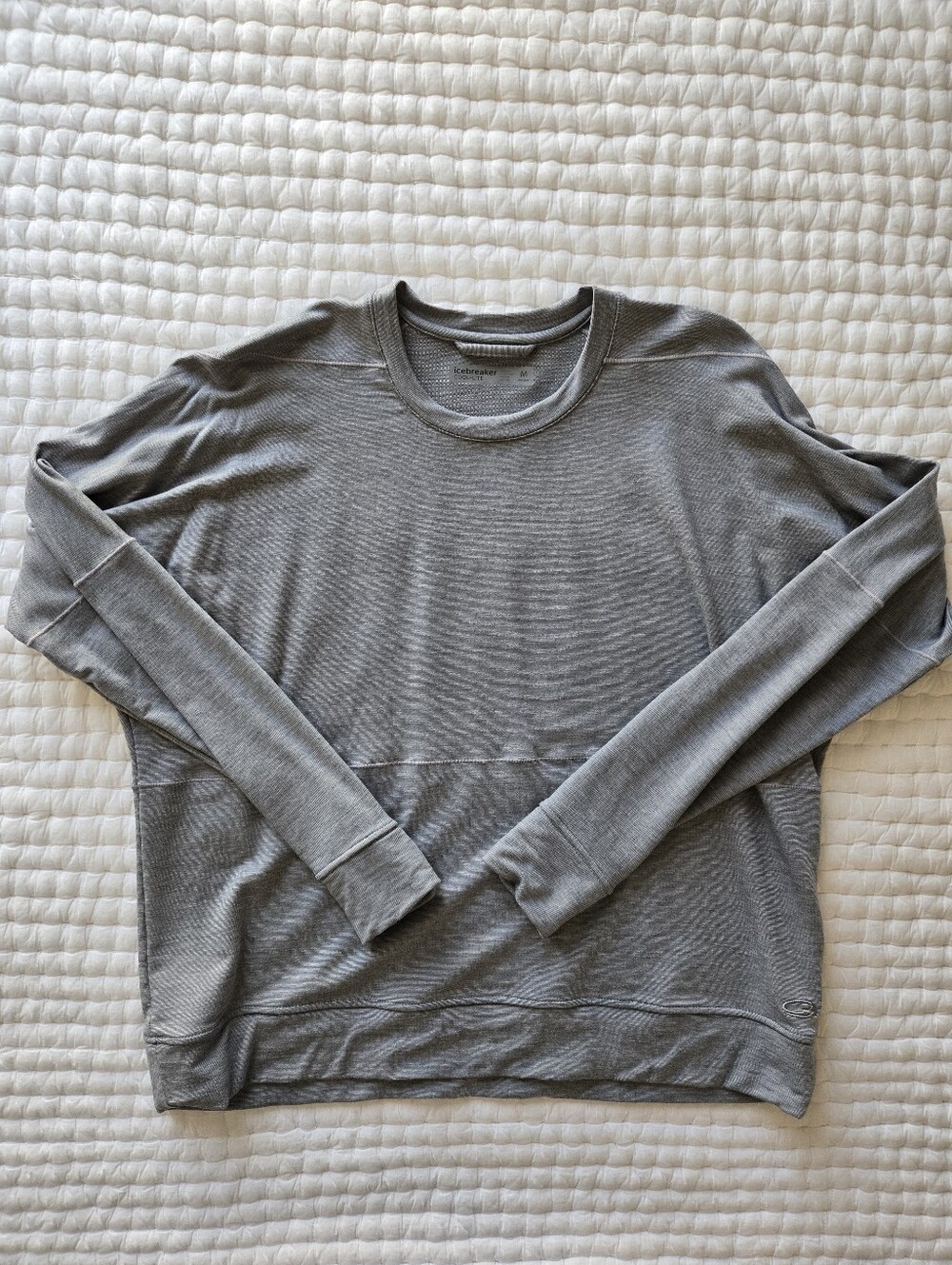 Icebreaker Cool-Light Women's Lightweight Crewneck Sweatshirt, Gray Size Medium